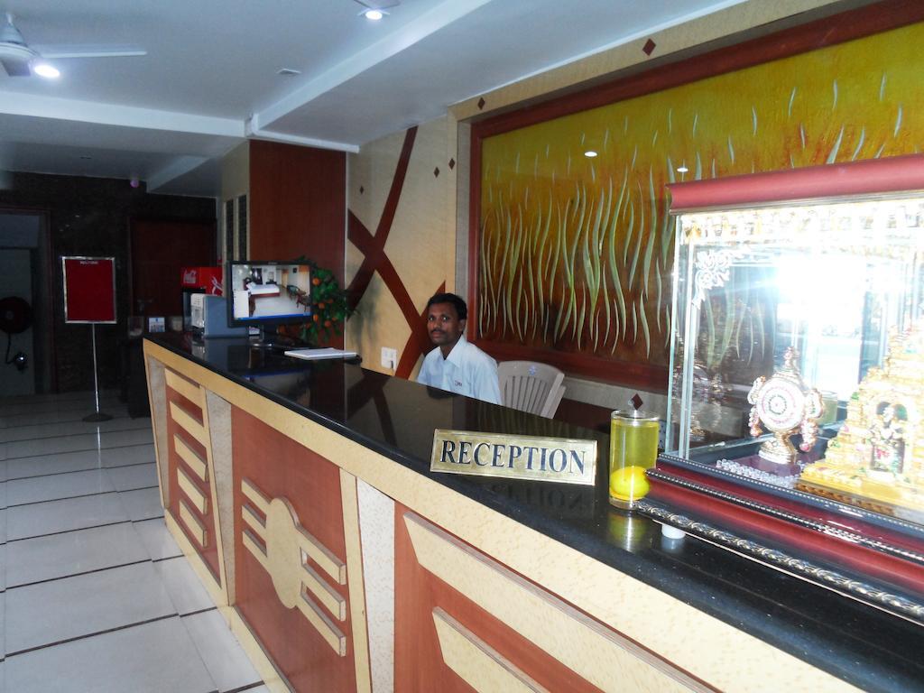 Psr Hotel Tirupati Luaran gambar