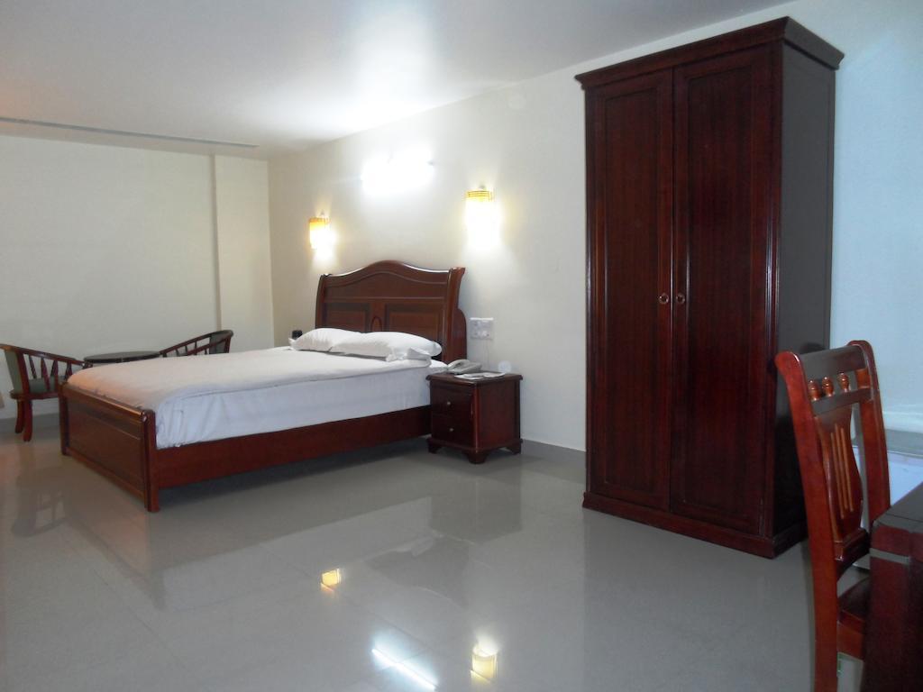 Psr Hotel Tirupati Luaran gambar