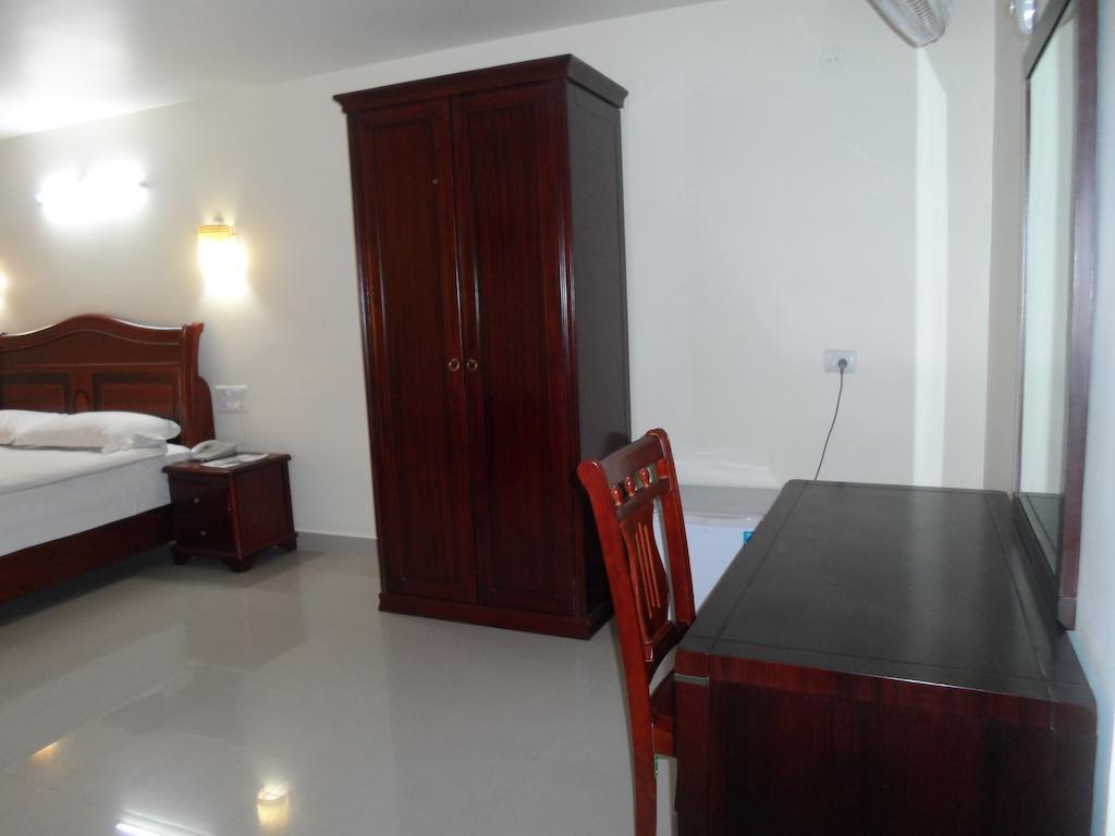 Psr Hotel Tirupati Luaran gambar