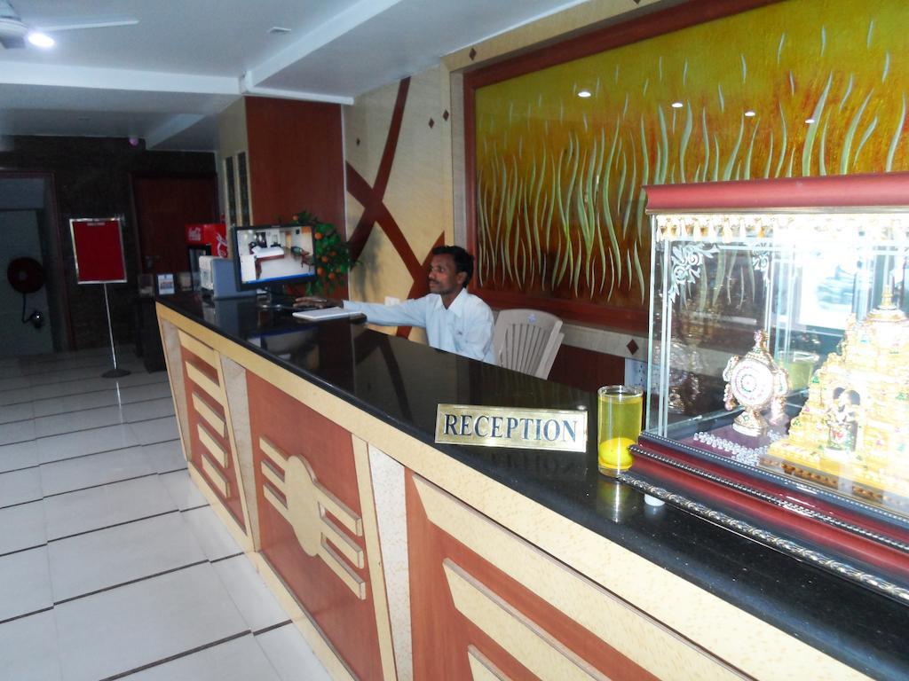 Psr Hotel Tirupati Luaran gambar